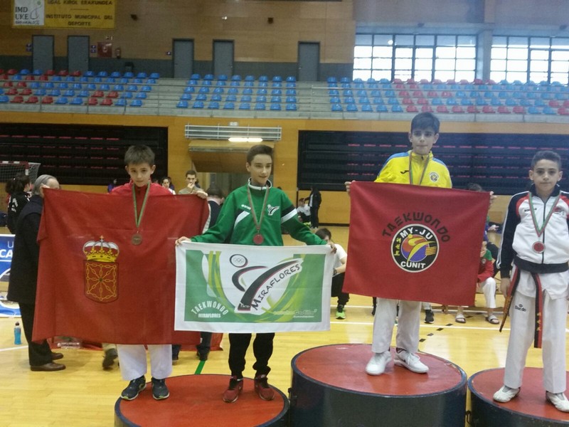 Media docena de metales para Navarra en el I Open de Baracaldo